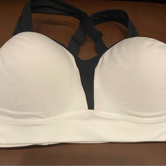 Champion Sports Bra 38DDD NWT - Picture 13 of 13